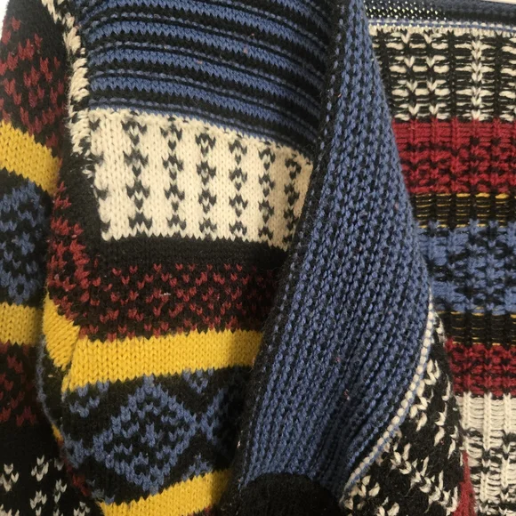 Multicolor Patterned Women's Sweater - Picture 5 of 5